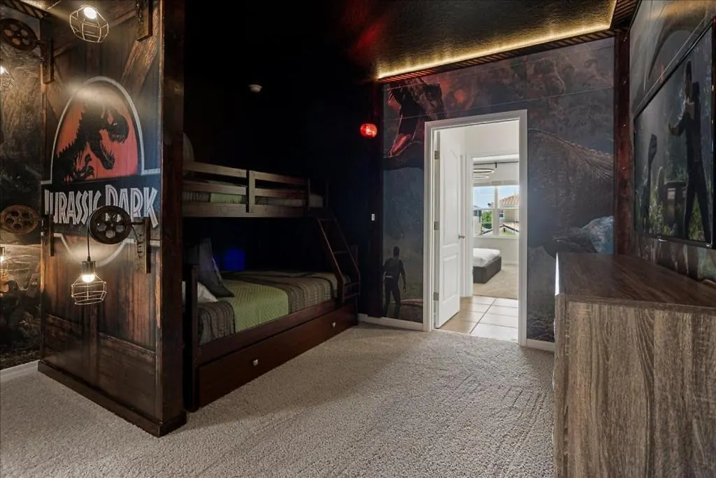 7 Bedroom- 5,5 Bathroom Solterra Resort 7596 Ol Davenport